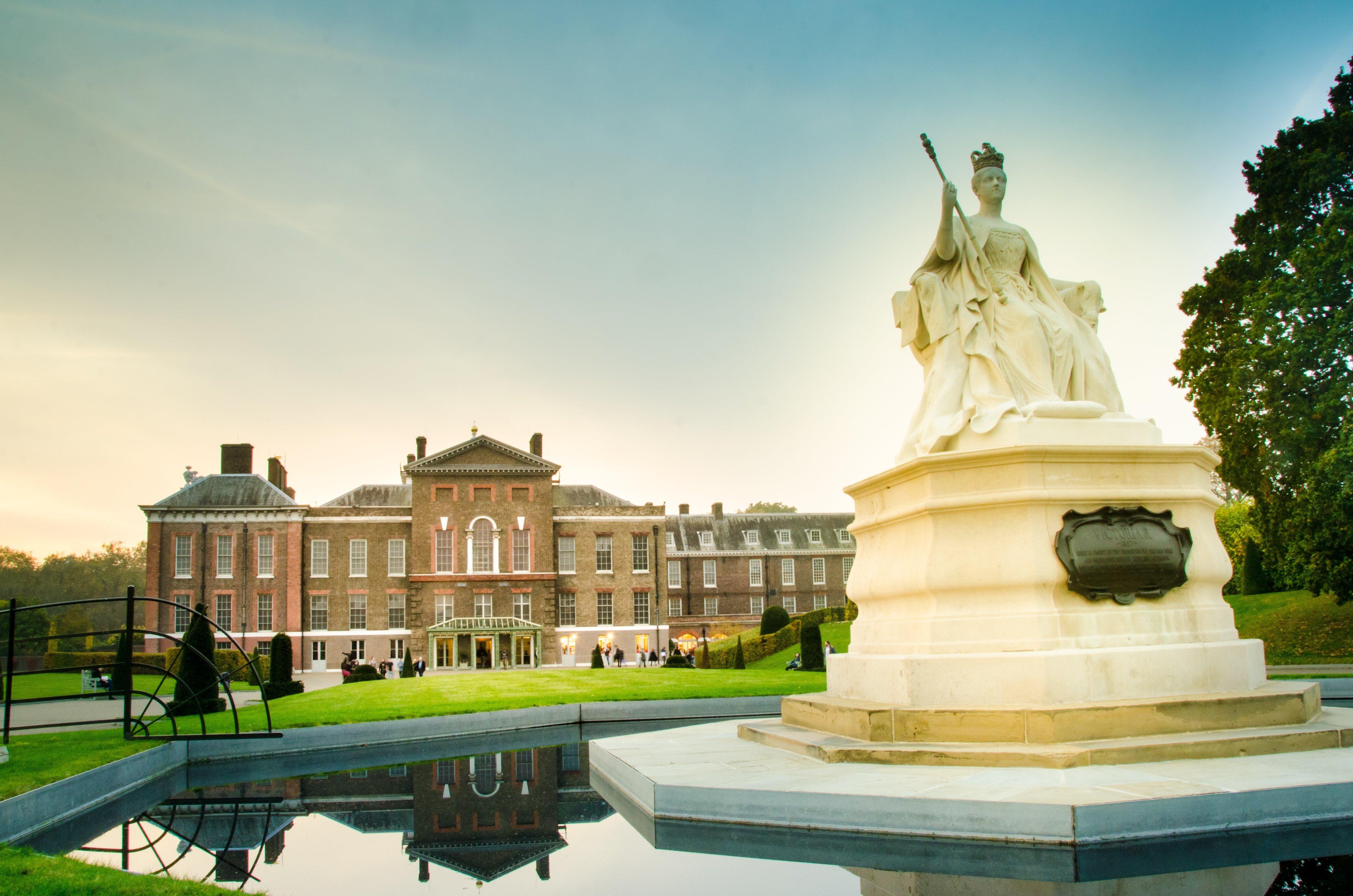 Holiday Inn Express Park Royal By Ihg London Bagian luar foto
