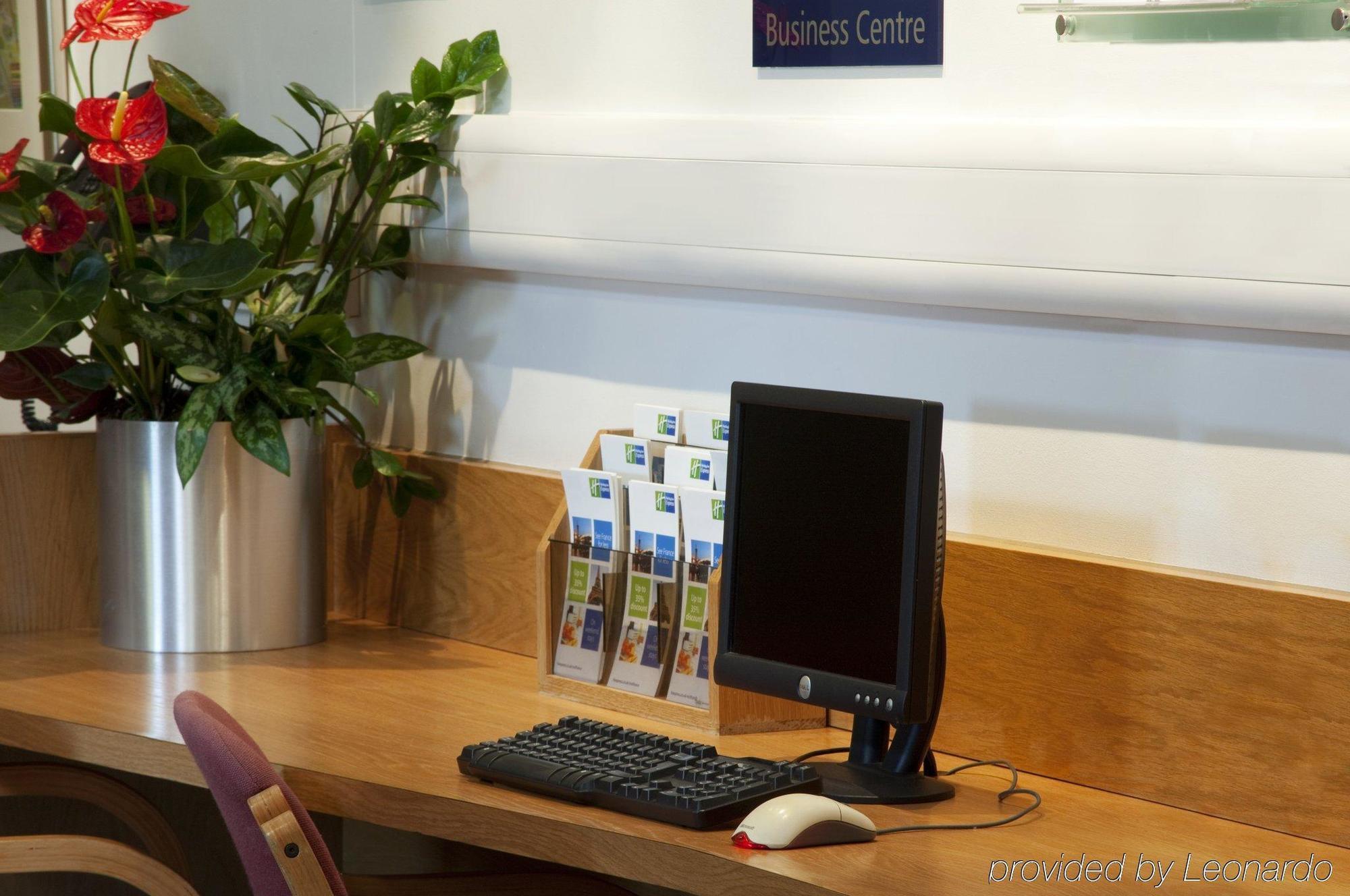 Holiday Inn Express Park Royal By Ihg London Fasilitas foto
