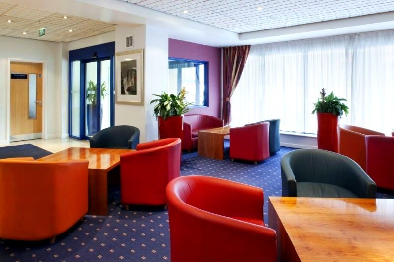 Holiday Inn Express Park Royal By Ihg London Interior foto